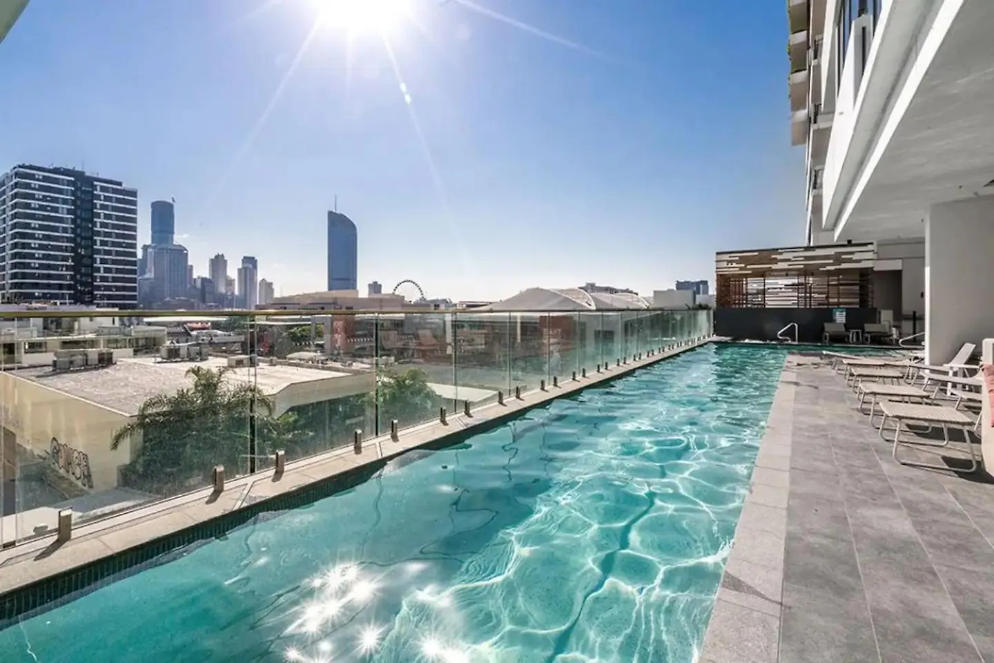 Altitude Suite - Stunning City & River Views! Brisbane